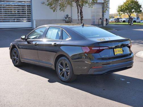 2022 Volkswagen Jetta 1.5T SE