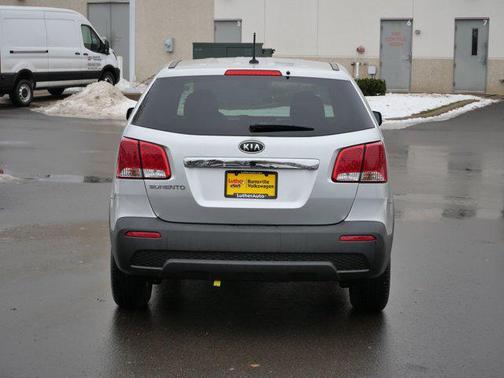 2012 Kia Sorento LX