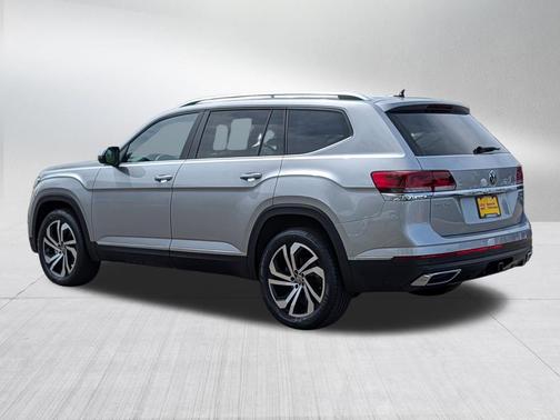 Pyrite Silver Metallic 2023 Volkswagen Atlas 3.6L SEL