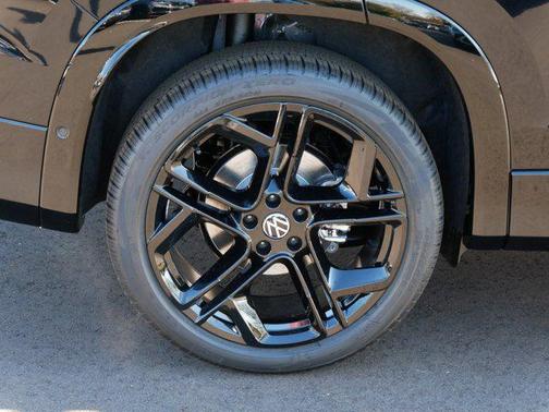 2026 Volkswagen Tiguan 2.0T SE R-Line Black 4MOTION