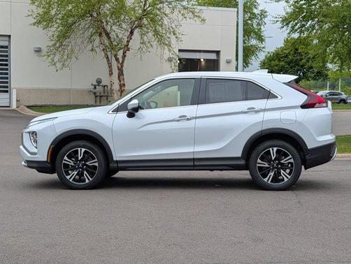 White Diamond 2025 Mitsubishi Eclipse Cross SE