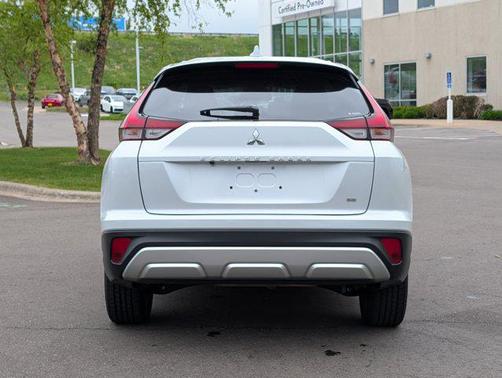 White Diamond 2025 Mitsubishi Eclipse Cross SE