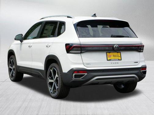 2025 Volkswagen Taos 1.5T SEL