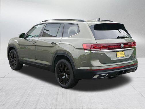 2025 Volkswagen Atlas 2.0T SE w/Technology 4MOTION