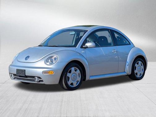 Silver Metallic 2001 Volkswagen New Beetle GLS