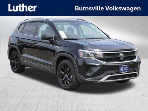 Deep Black Pearl 2023 Volkswagen Taos 1.5T SE