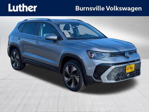 Pyrite Silver Metallic 2026 Volkswagen Taos SE