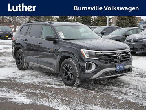 2024 Volkswagen Atlas 2.0T SE w/Technology 4MOTION