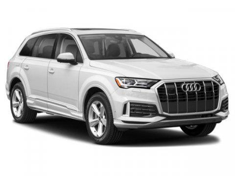 2023 Audi Q7 45 Premium Plus