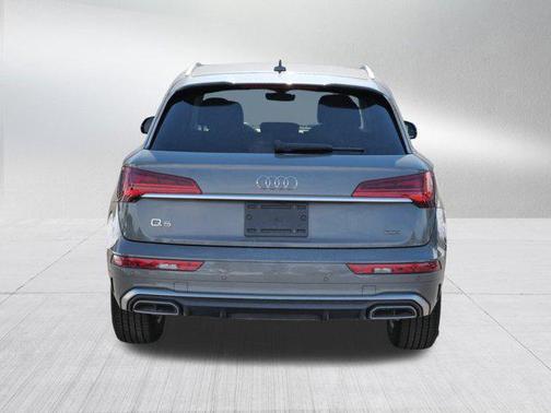 2023 Audi Q5 45 S line Premium