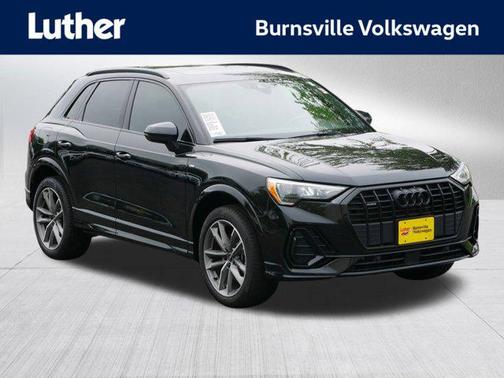 2022 Audi Q3 45 S line Premium