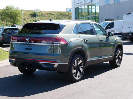 2026 Volkswagen Atlas Cross Sport 2.0T SEL