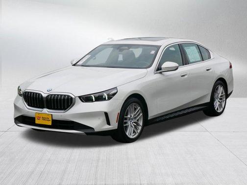 2025 BMW 540 i xDrive