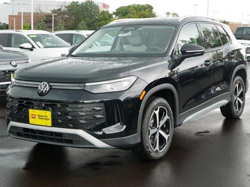 2025 Volkswagen Tiguan 2.0T SE 4MOTION
