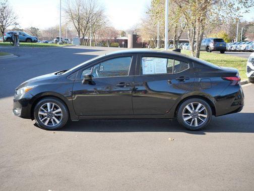 2023 Nissan Versa 1.6 SV