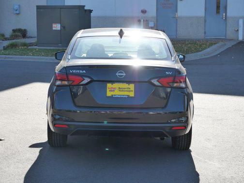 2023 Nissan Versa 1.6 SV