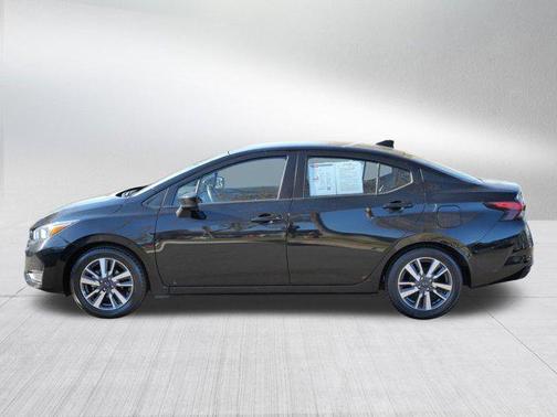 2023 Nissan Versa 1.6 SV