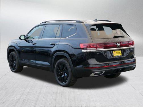 2025 Volkswagen Atlas 2.0T SE w/Technology 4MOTION