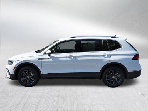 2024 Volkswagen Tiguan 2.0T SE 4MOTION