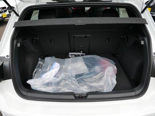 2025 Volkswagen Golf GTI 2.0T SE DSG