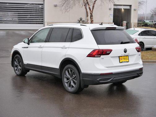 Pure White 2022 Volkswagen Tiguan 2.0T SE 4MOTION