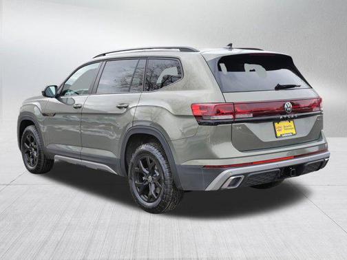 2025 Volkswagen Atlas 2.0T Peak Edition