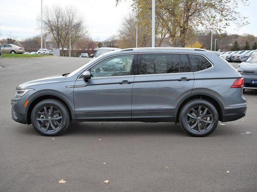 2024 Volkswagen Tiguan 2.0T SE 4MOTION