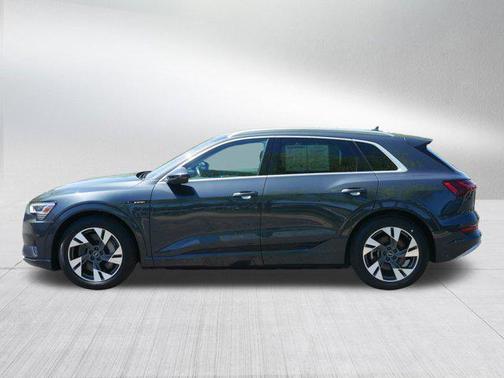 2021 Audi e-tron Premium