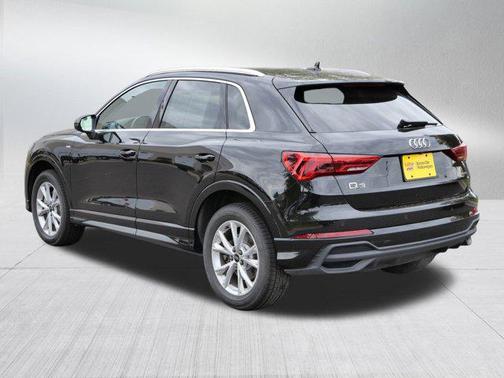 2023 Audi Q3 Premium 45 TFSI S line quattro Tiptronic