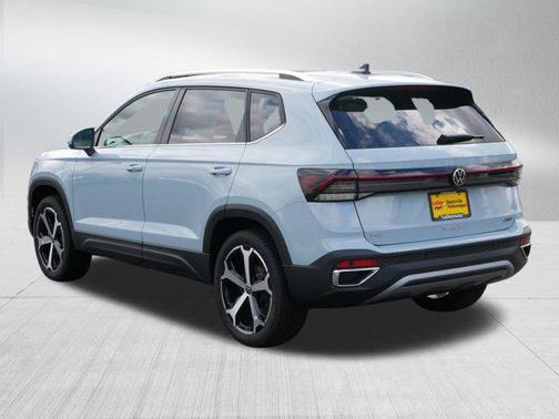 2025 Volkswagen Taos 1.5T SEL