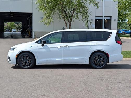 Bright White Clearcoat 2024 Chrysler Pacifica Hybrid S Appearance Pkg