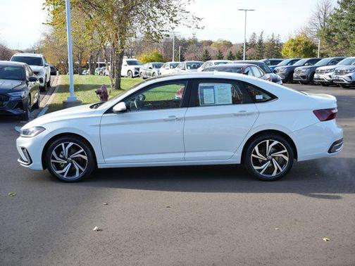 2025 Volkswagen Jetta 1.5T SEL