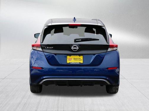 2025 Nissan Leaf S