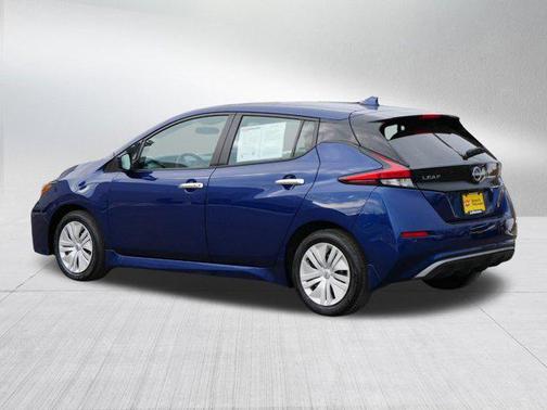 2025 Nissan Leaf S