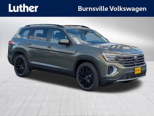 Avocado Green Pearl 2026 Volkswagen Atlas 2.0T SE w/Technology 4MOTION