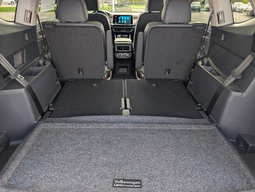 Avocado Green Pearl 2026 Volkswagen Atlas 2.0T SE w/Technology 4MOTION