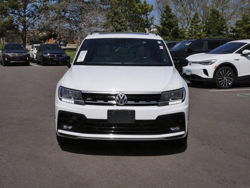 Pure White 2021 Volkswagen Tiguan 2.0T SE R-Line Black 4MOTION