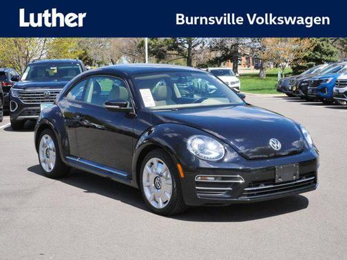 Deep Black Pearl 2017 Volkswagen Beetle 1.8T SEL
