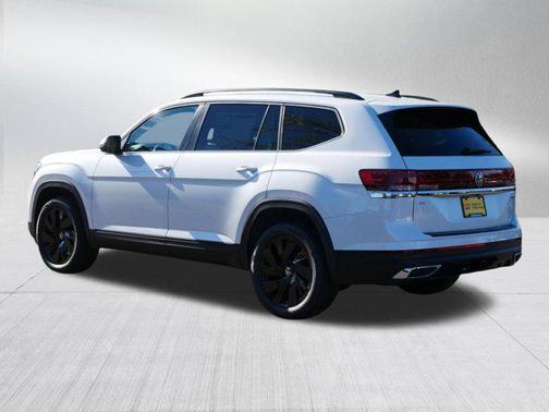 2026 Volkswagen Atlas 2.0T SE w/Technology 4MOTION