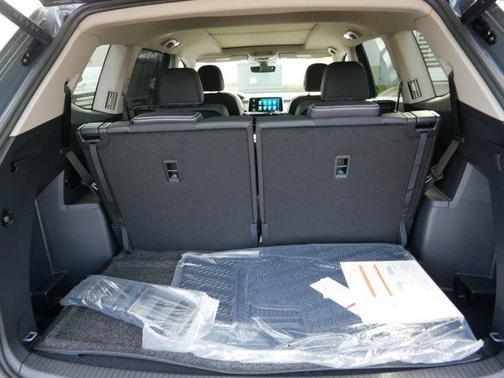 2026 Volkswagen Atlas 2.0T SE w/Technology 4MOTION