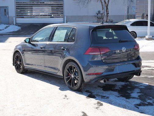 2021 Volkswagen Golf GTI 2.0T SE DSG