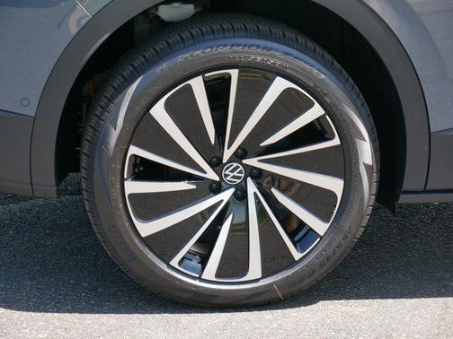 2025 Volkswagen ID.4 AWD Pro
