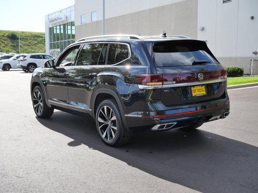 2024 Volkswagen Atlas 2.0T SEL Premium R-Line 4MOTION