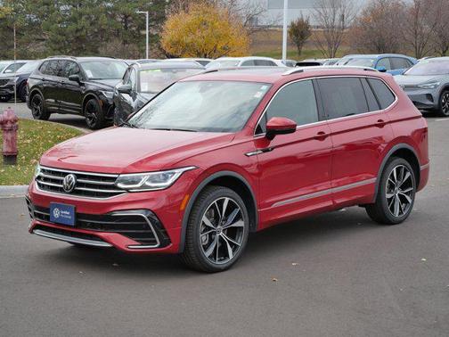 2024 Volkswagen Tiguan 2.0T SEL R-Line 4MOTION