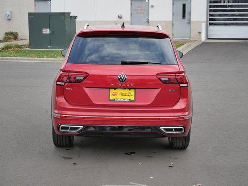 2024 Volkswagen Tiguan 2.0T SEL R-Line 4MOTION