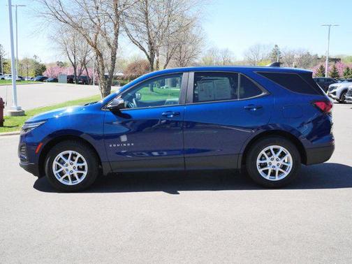 Blue Glow Metallic 2023 Chevrolet Equinox LS