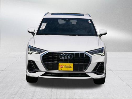 2024 Audi Q3 Premium 45 TFSI S line quattro Tiptronic