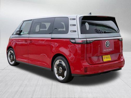 2025 Volkswagen ID. Buzz Pro S Plus with 4MOTION