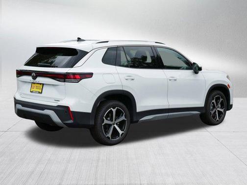 2025 Volkswagen Tiguan 2.0T SE 4MOTION