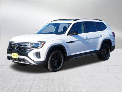 opal white pearl 2026 Volkswagen Atlas Peak Edition